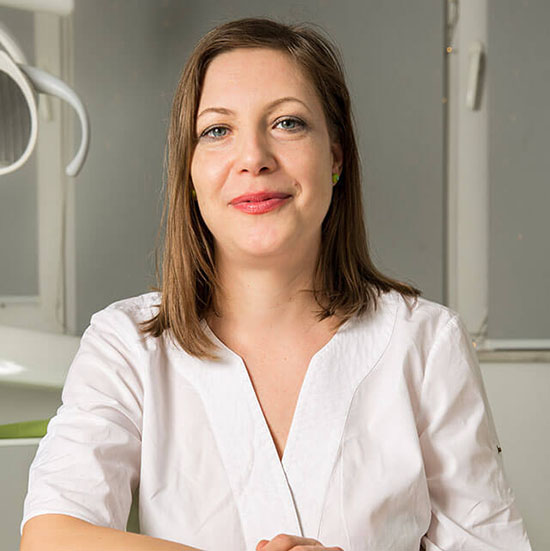Dreossi-dental-asistenta-medicala-Nicolate-Profir